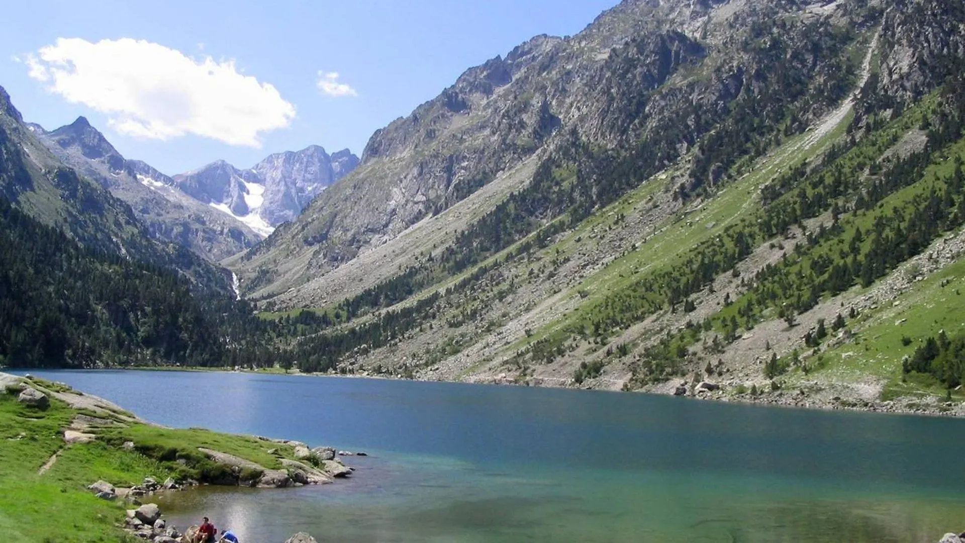 Studio Cosy Pour 4 Pres Des Thermes Et Telecabines - Fr-1-812-85 Cauterets 0*,  France